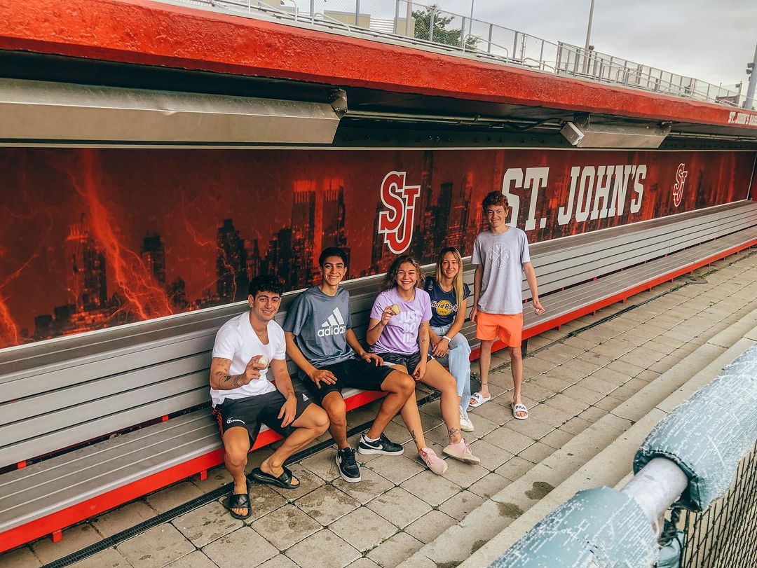 Uadeoficial 290333443 162278409639883 5531312738949618986 N