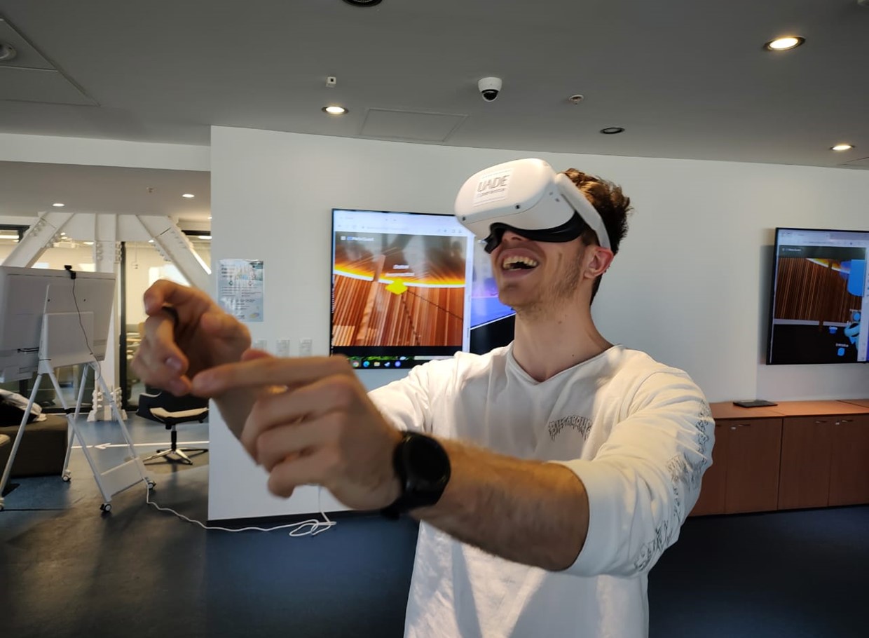 B1599977 8F62 4A30 Ba88 Bc1808d71e9b