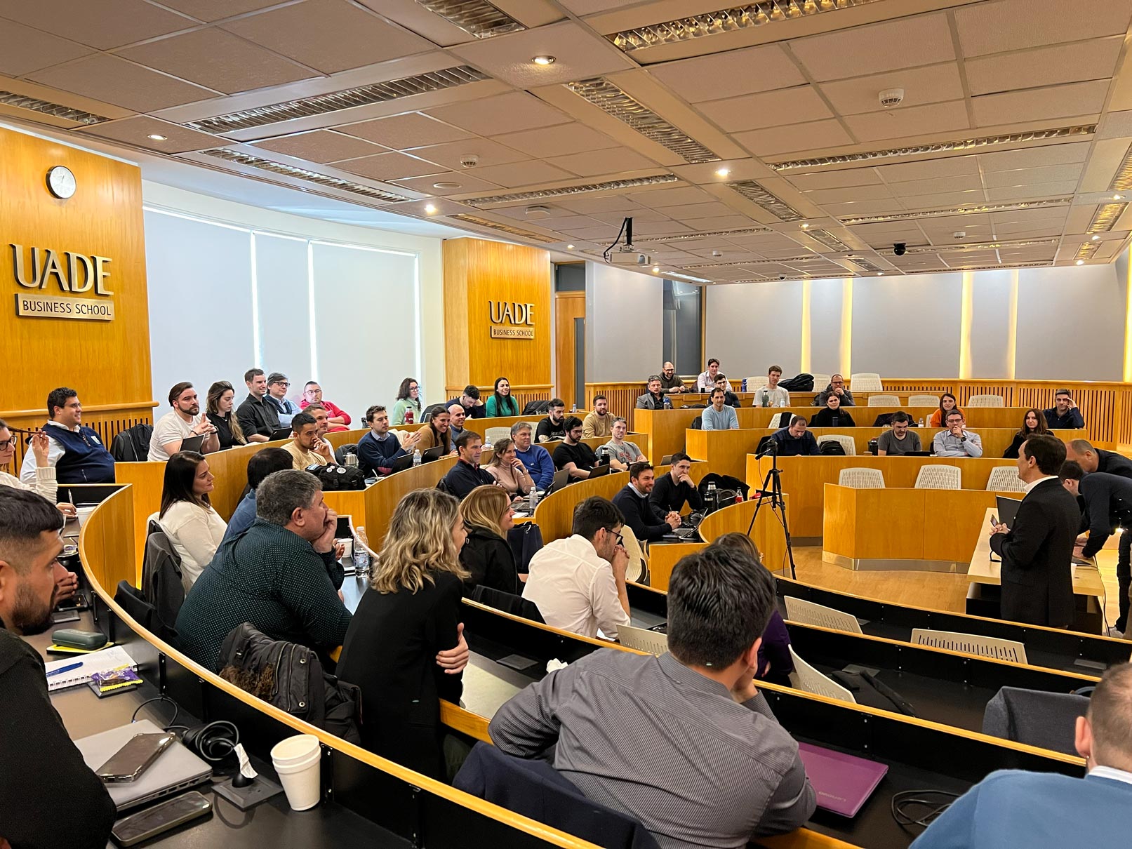 Aula Maestrías Uade Web (1)