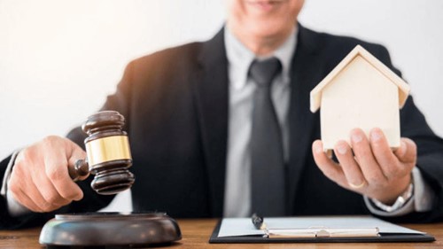 MARTILLERO PÚBLICO, CORREDOR Y ADMINISTRADOR DE CONSORCIOS (COSTA ARGENTINA)