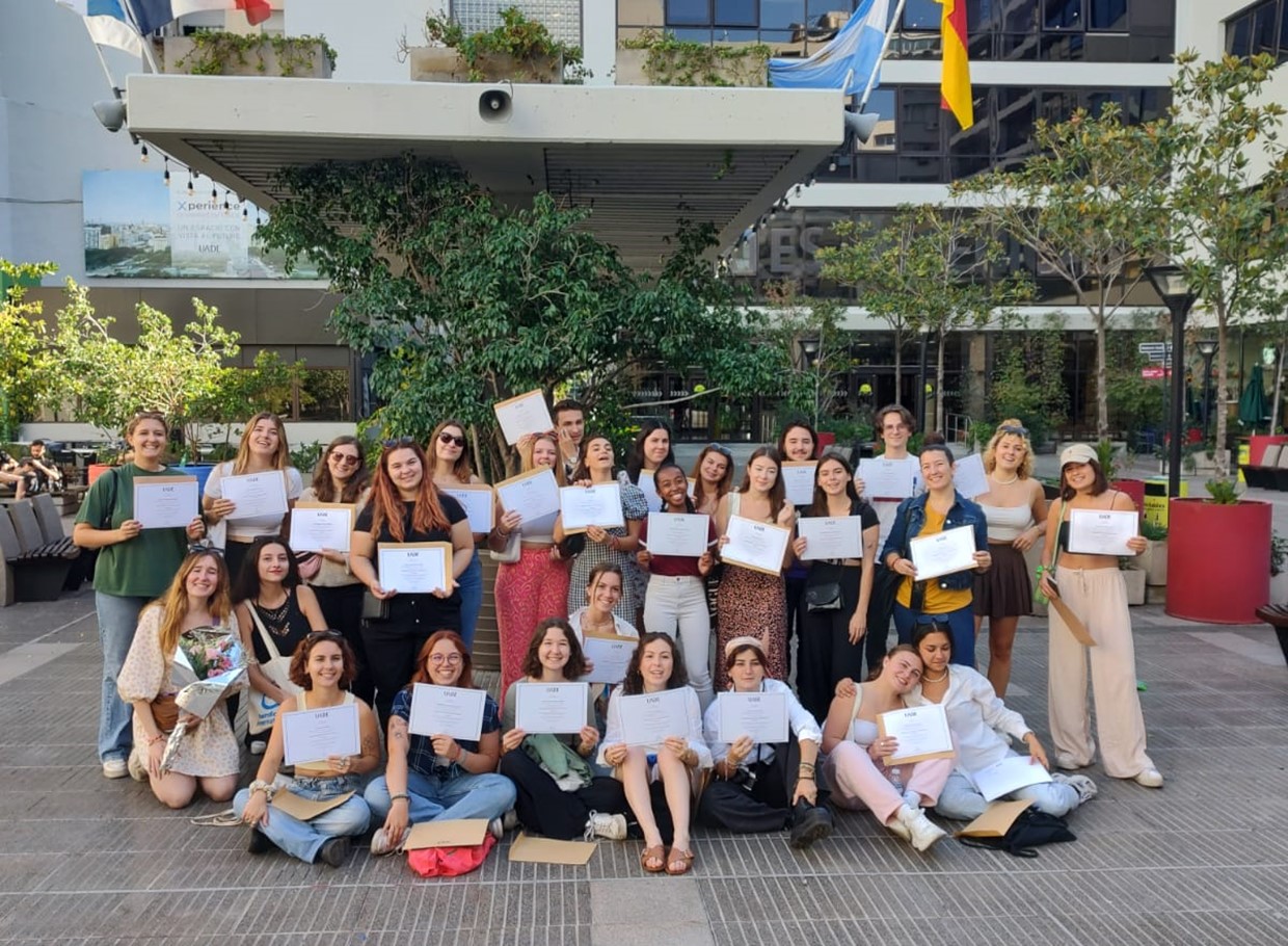 Digital Marketing & Communication 2023 (1)