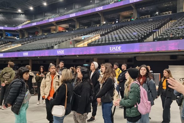 Visita Al Movistar Arena